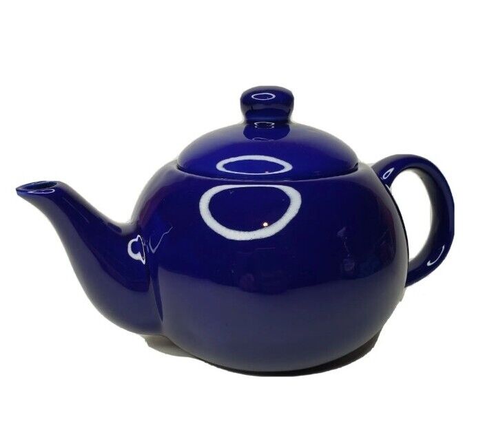 Cobalt blue teapot By Designpac Inc. Excellent Condition 