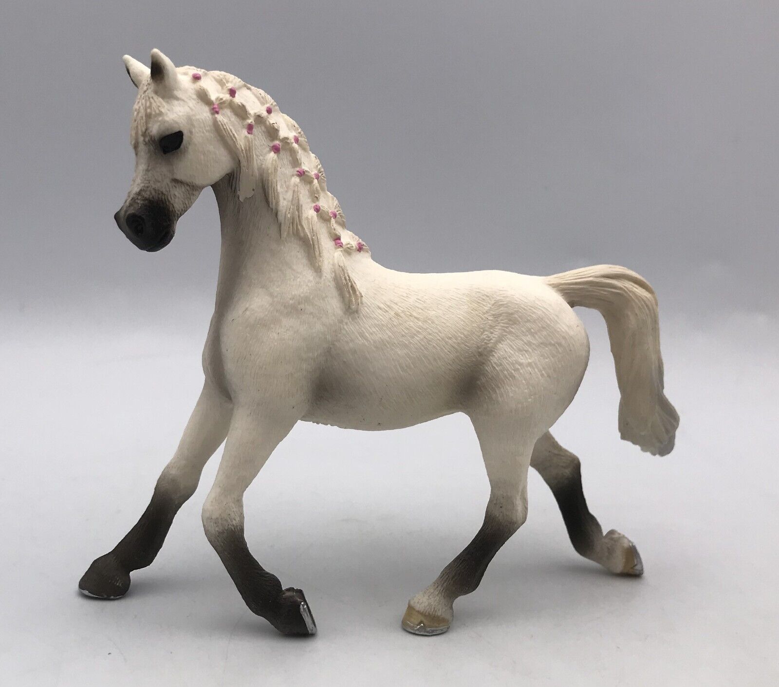 Schleich WHITE ARABIAN MARE Horse 13761 Animal figure 2013 Retired Horse Club