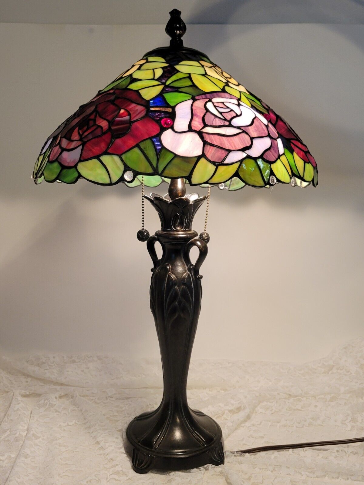 Dale Tiffany 2 Bulb Table Lamp Floral Purple Red Roses & Leaves