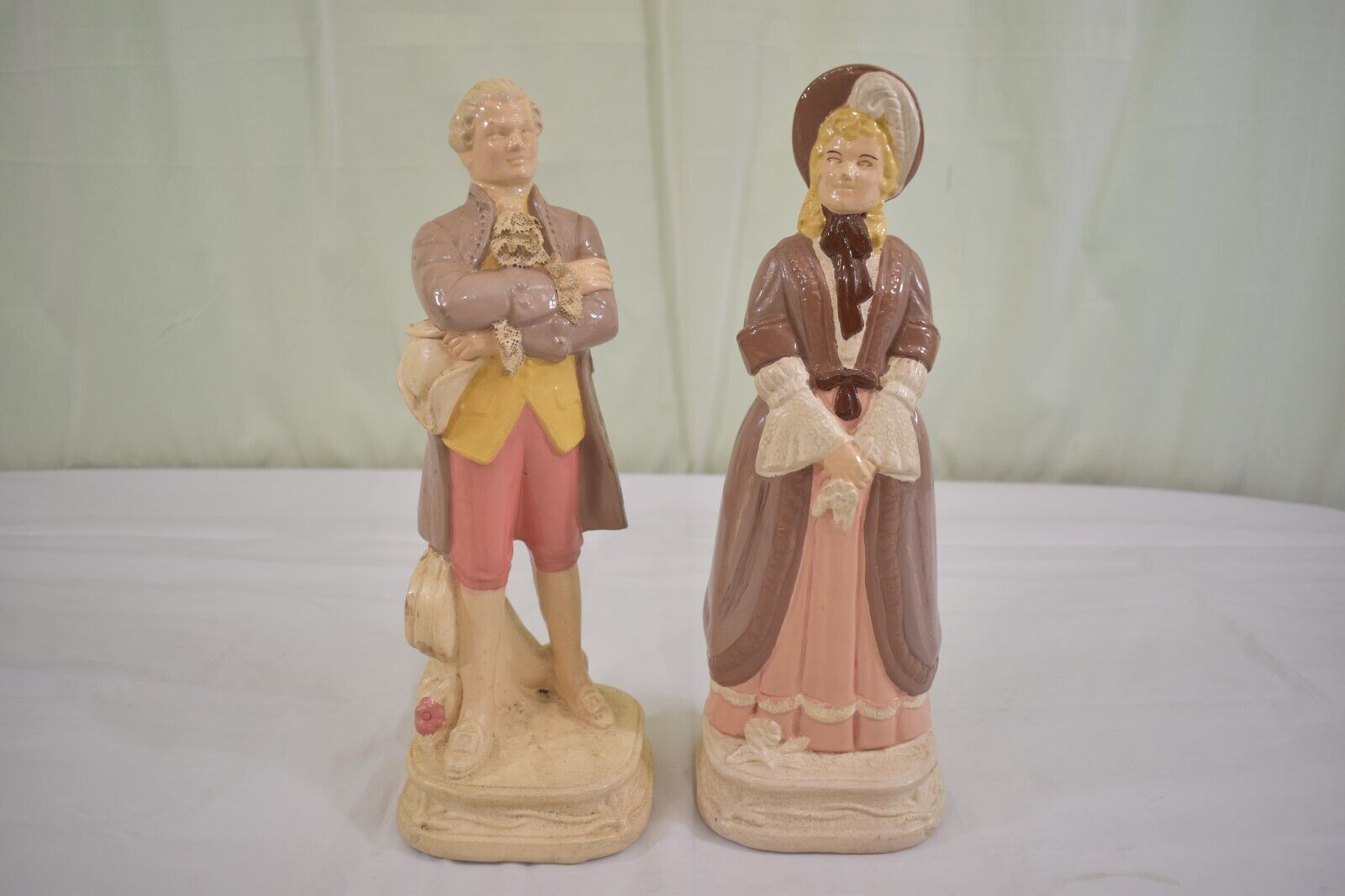 VTG MCM Chalkware Victorian Couple Woman Lady  Man Couple Glossy Figurine