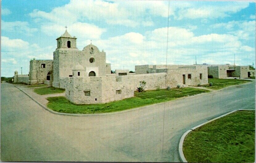 Vintage Postcard Spanish Presidio La Bahia built 1749 Goliad Texas TX       U422