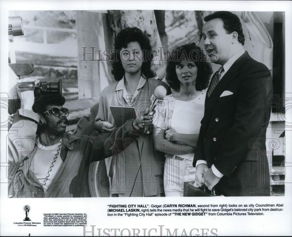 1986 Press Photo Caryn Richman, Michael Laskin in a scene from \