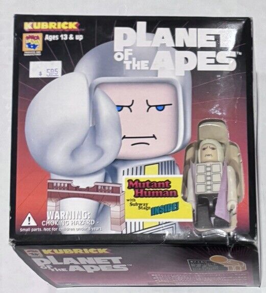 MediCom Toy - Kubrick Planet of the Apes Mutant Human Subway Stage Figure - 2000