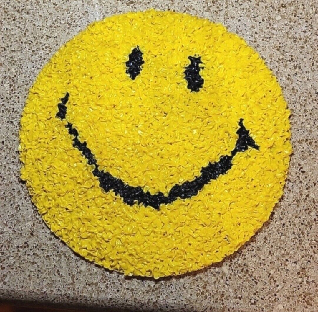 Vintage 70\'s Melted Plastic Popcorn Smiley Face.   13.5 inches.