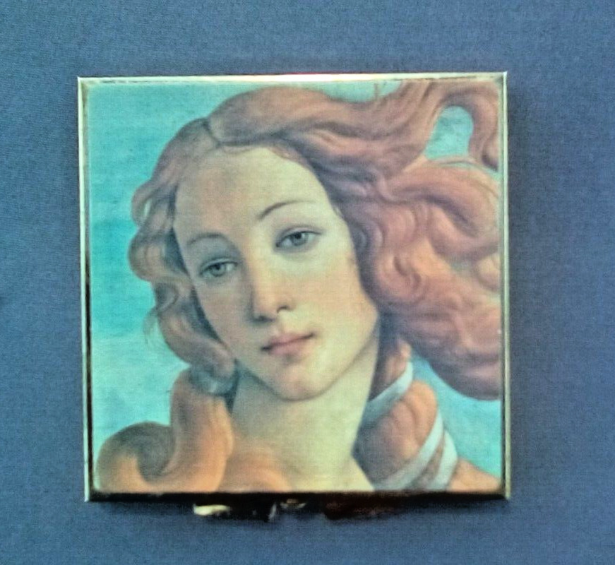 Vintage Metal Compact Cosmetic Mirror Venus De Milo Painting 3x3in Keepsake
