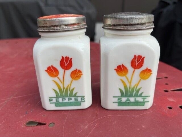 Vintage Fire King “Tulip” Milk Glass White Salt and Pepper Shakers