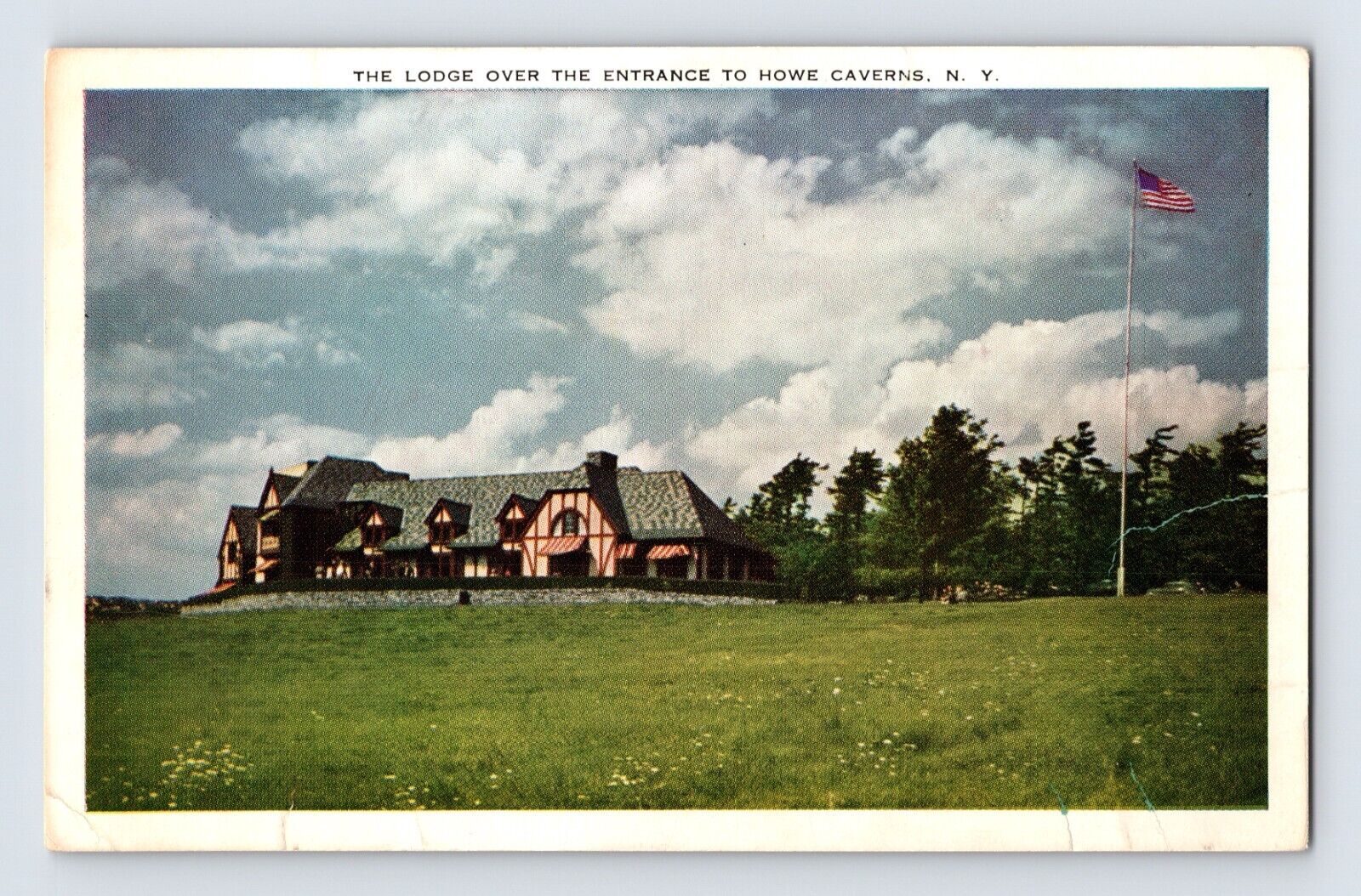 Postcard New York Howe Caverns NY Lodge Hotel Entrance 1940s Unposted Chrome