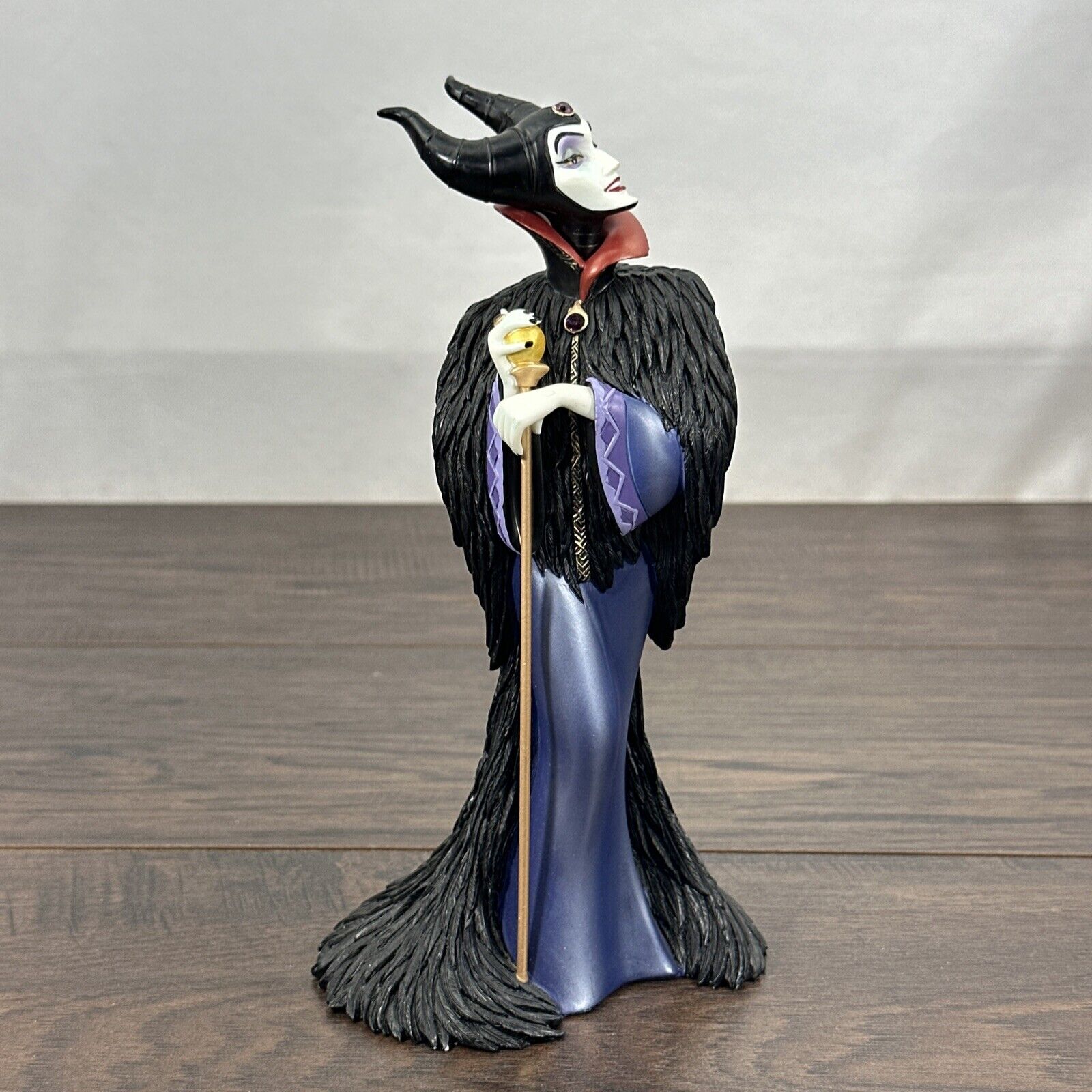 Sleeping Beauty Maleficent Disney showcase collection Enesco 4057170