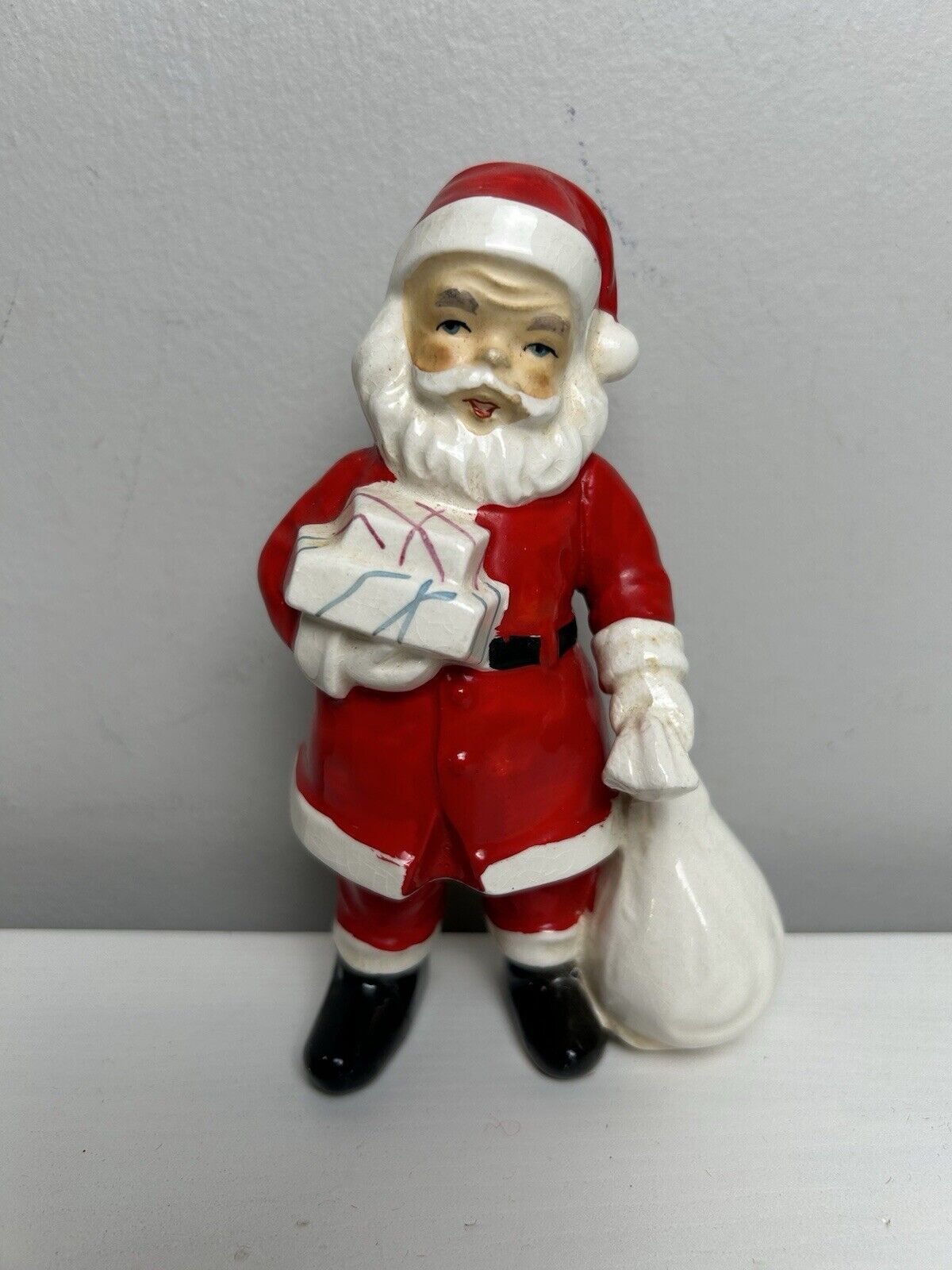 VTG Painted Ceramic Santa Claus Christmas Figurine Japan Blue Eyes Presents Flat