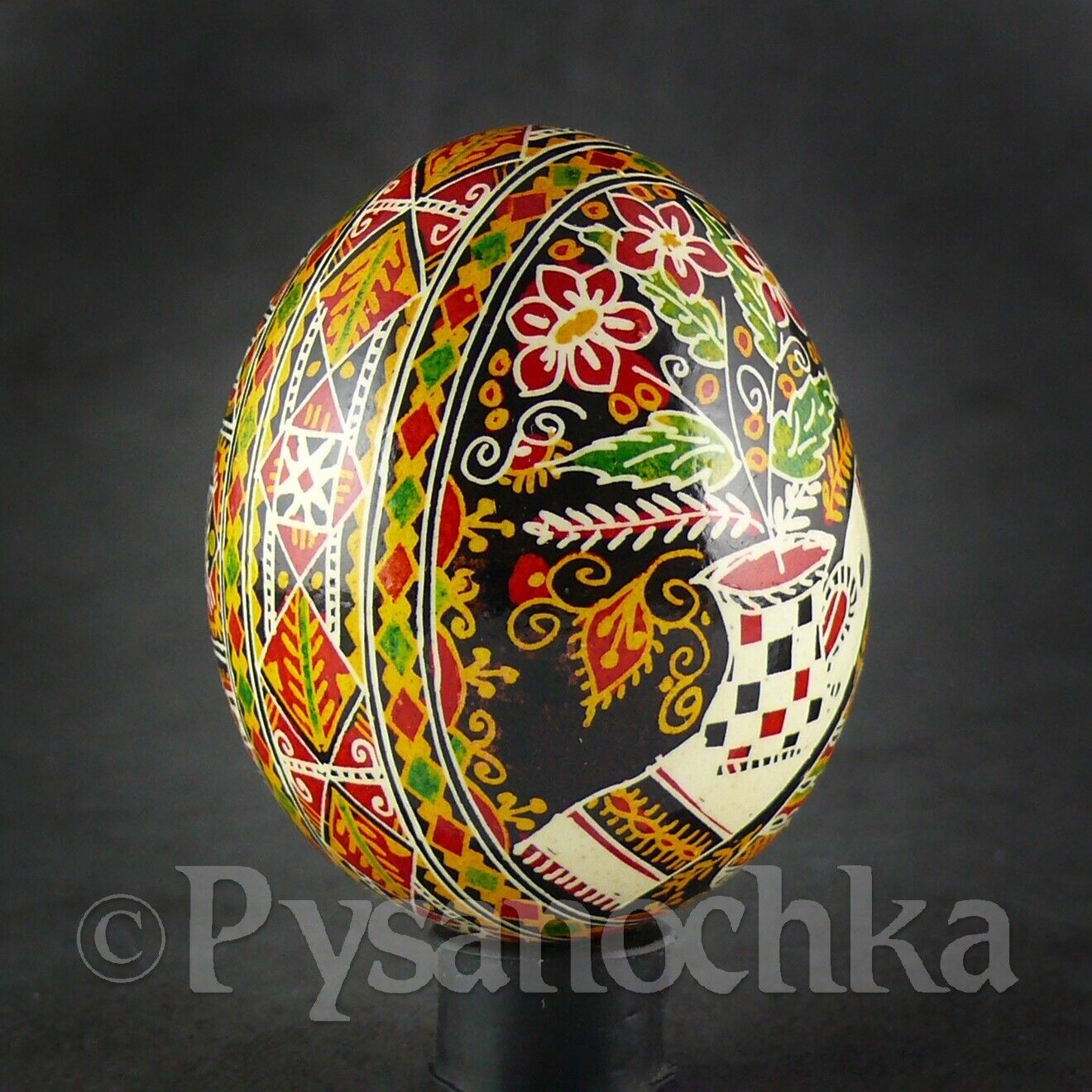 Real Ukrainian Pysanky.Chicken Hand Made Hutsul Pysanka. Easter Eggs. 