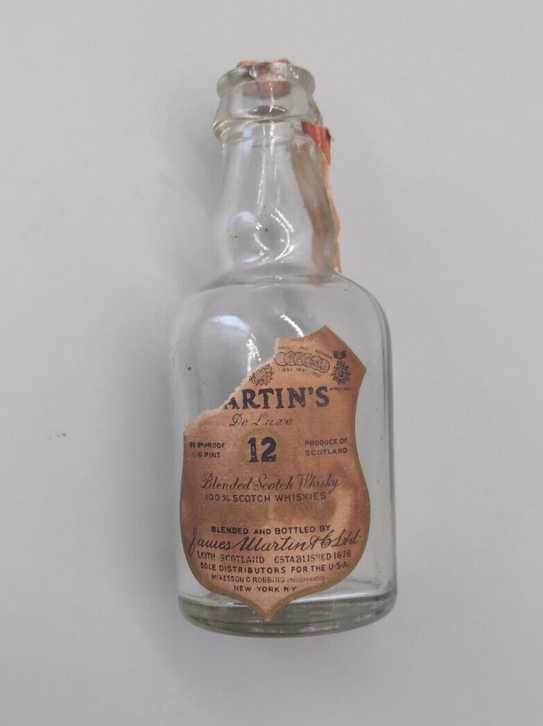Antique Martin's De Luxe Blended Scotch Wiskey 1/10th Pint EMPTY Bottle 1924 🥃