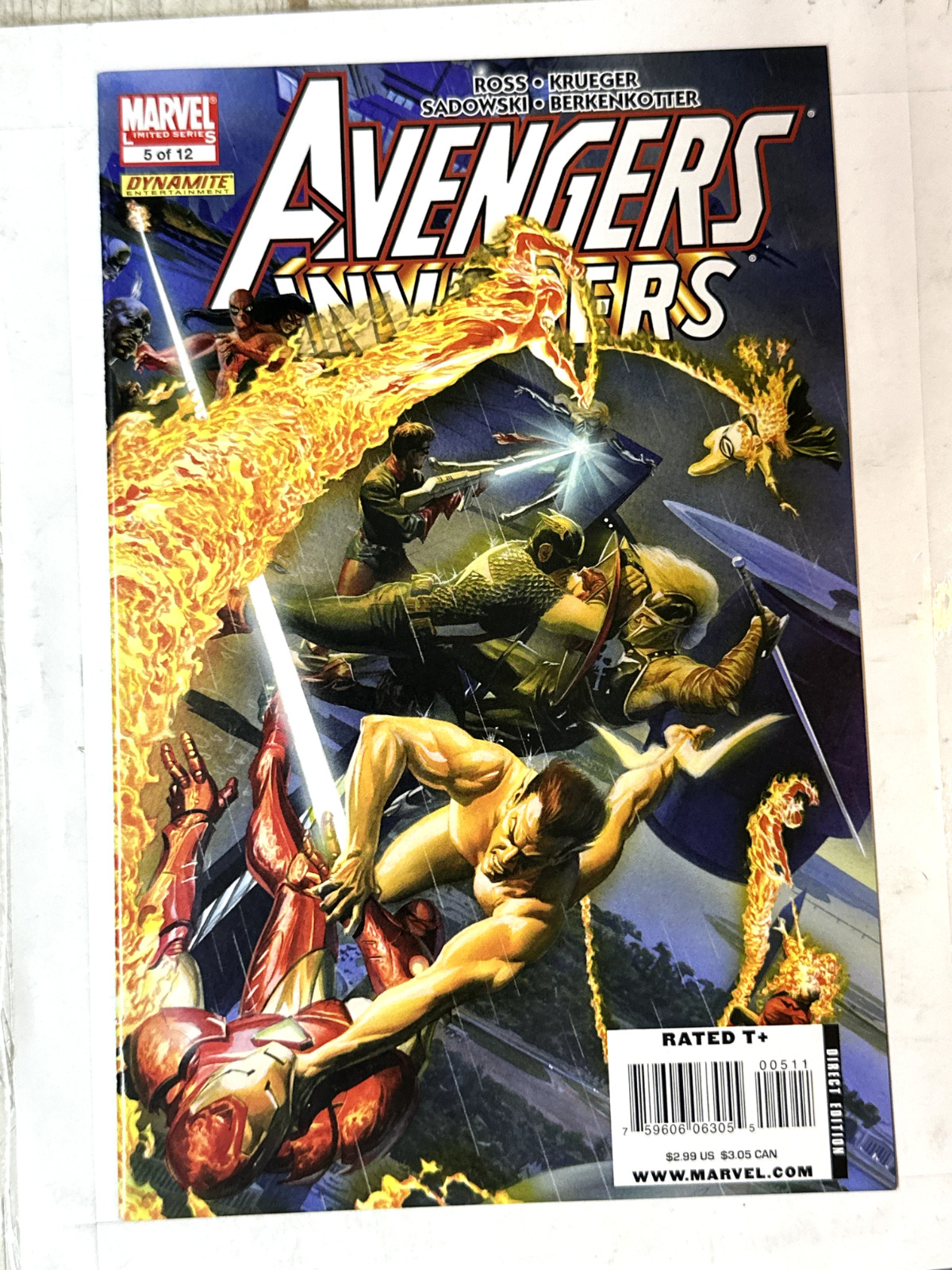 Avengers Invaders Comic Book Issue #5 of 12 Marvel Comics 2008 | Combined Shippi