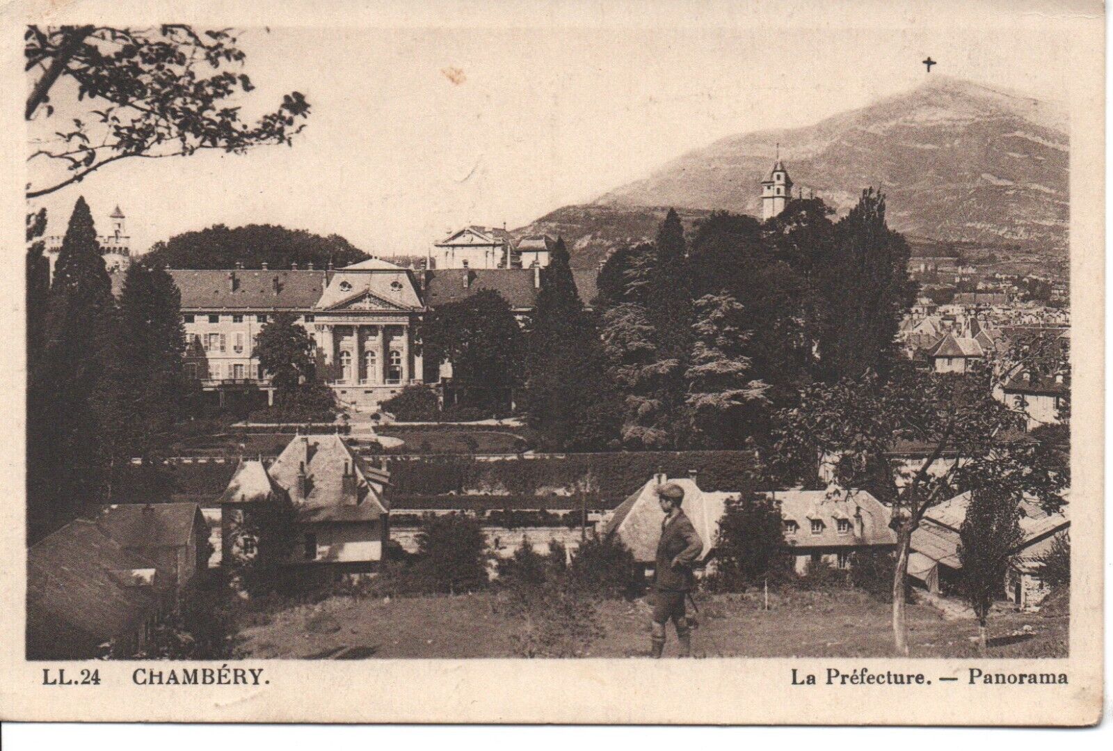 CPA - CHAMBERY - La Prefecture - Panorama
