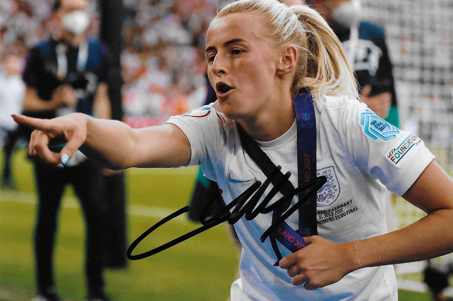 Chloe Kelly Football England Lioness Signed 7.5 x 5 Photograph 1 *With COA*