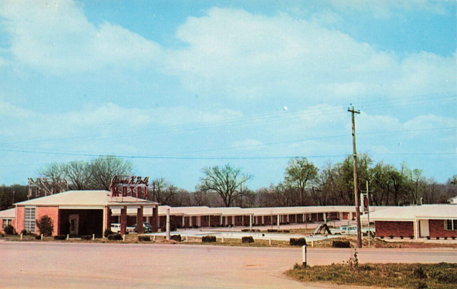 Postcard James K. Polk Motel Columbia Tennessee Old Cars