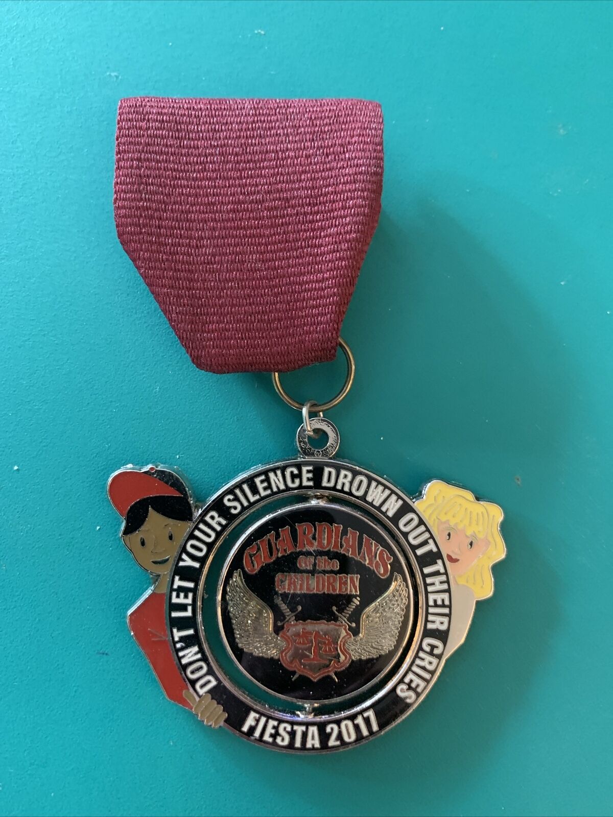 Fiesta 2017 Medal Badge Guardians Of The Children Spins