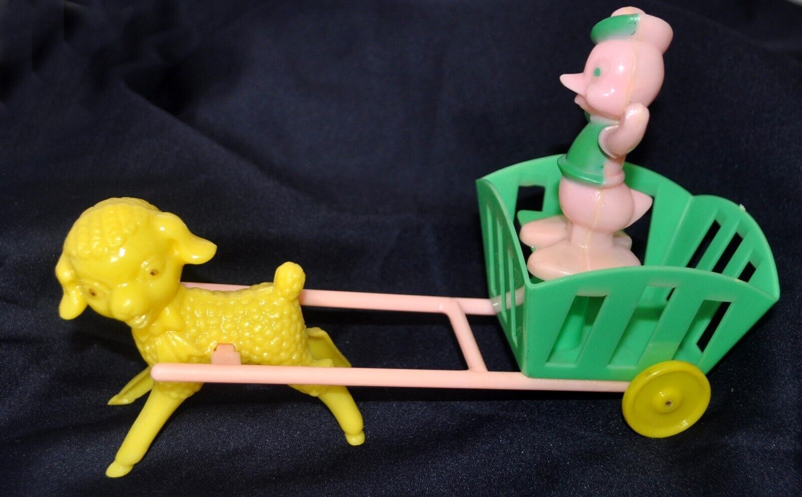 VTG 1950\'S ROSEN ROSBRO EASTER CANDY CONTAINER LAMB PULLING CART W DUCK 7.5\
