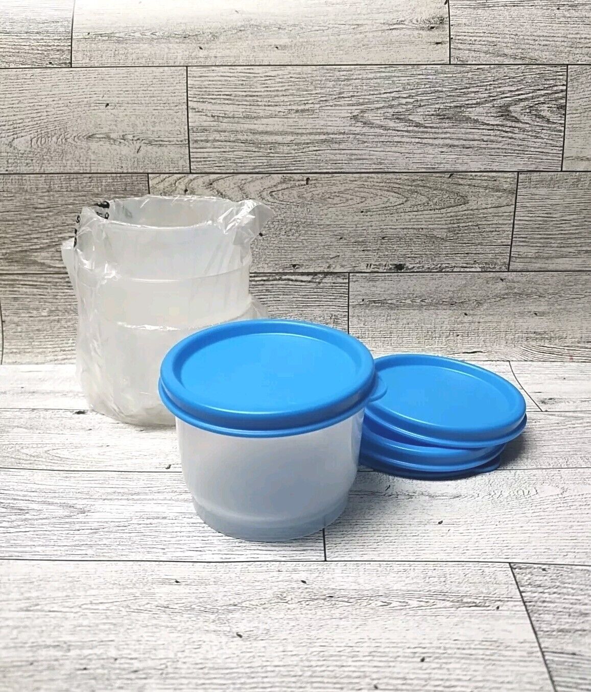 NEW Tupperware  4 Ounce Snack Cups Set of 2 with Bright Blue Seals