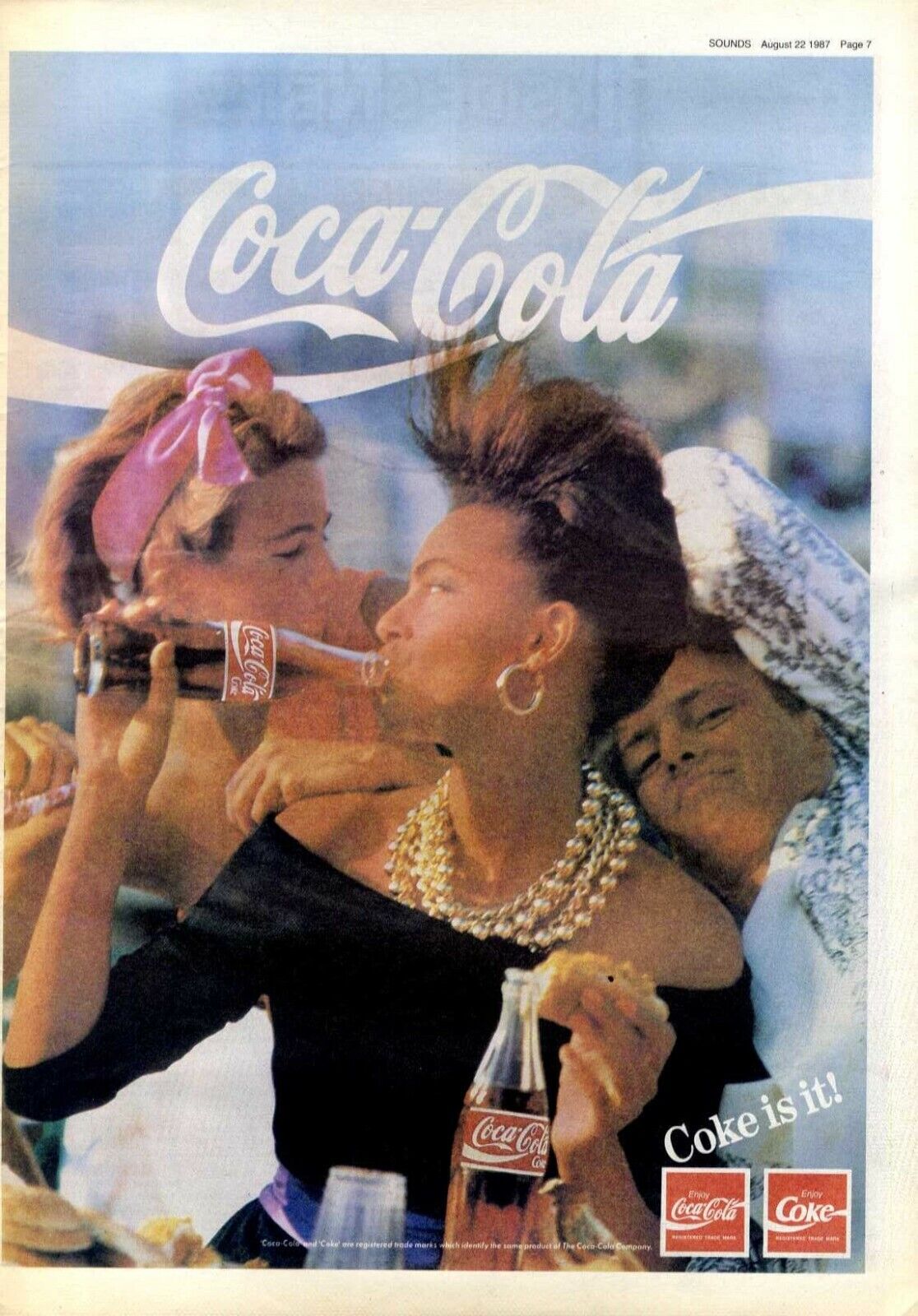 22/8/87PT7 Coca Cola Advert 15X11..