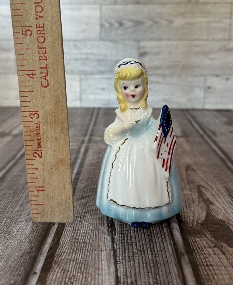 Vintage Betsy Ross US Flag Bill Of Rights Enesco Salt Shaker Patriotic Figurine 