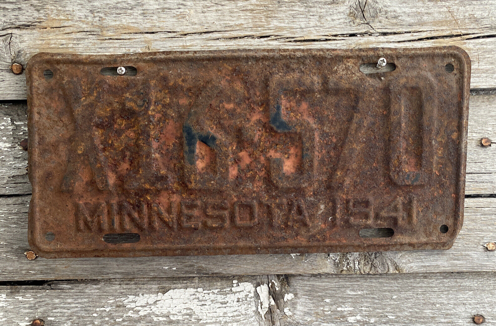 1941 Minnesota License Plate #X16-570 MN ‘41