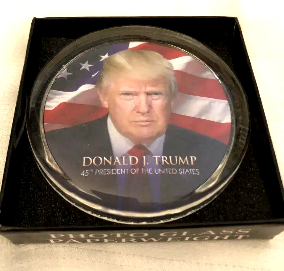 Trump Paper wieght Glassw Photo  Donald w/ Flag/With Box