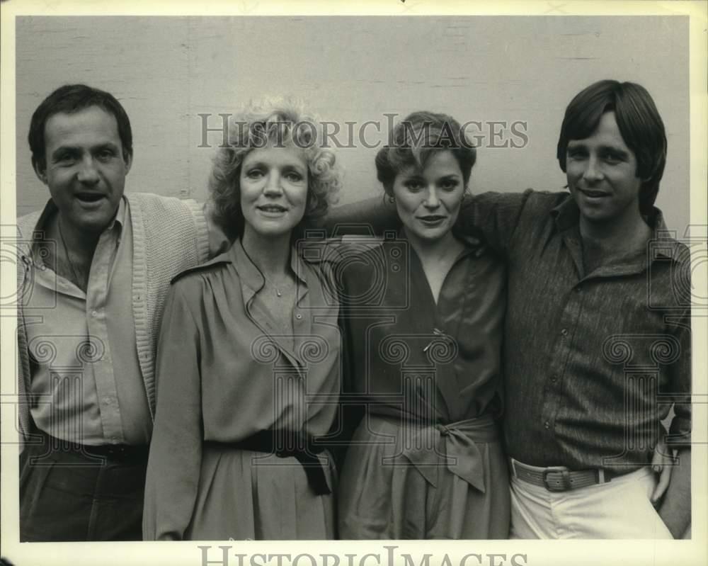 1980 Press Photo Cast of the NBC Television series \