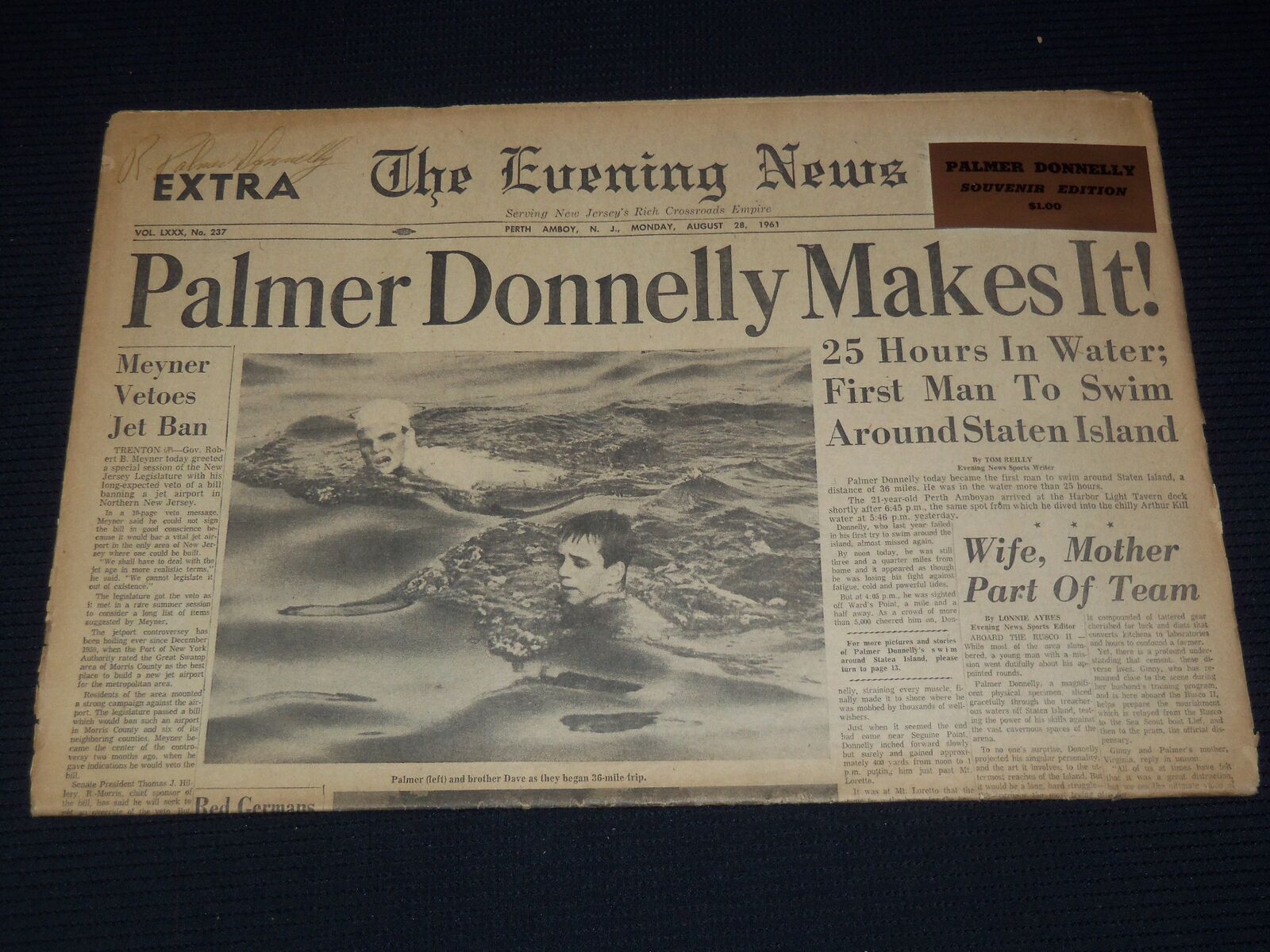 1961 AUGUST 28 EVENING NEWS NEWSPAPER - PALMER DONNELLY MAKES IT - NP 2151U