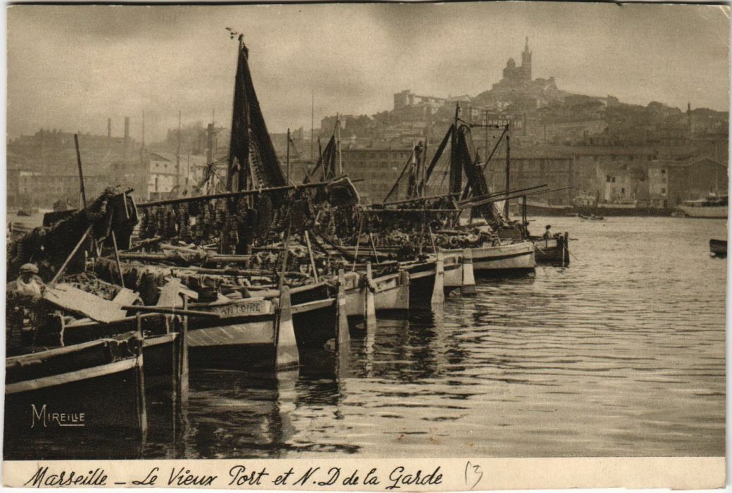 CPA AK Marseille - Le Vieux Port SHIPS (1207011)