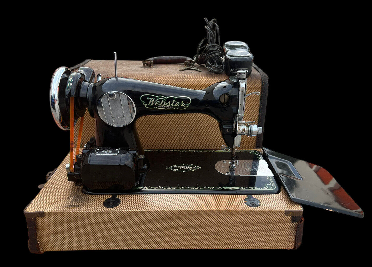 Webster Electric Sewing Machine w/Carrying Case Made in Japan Beautiful