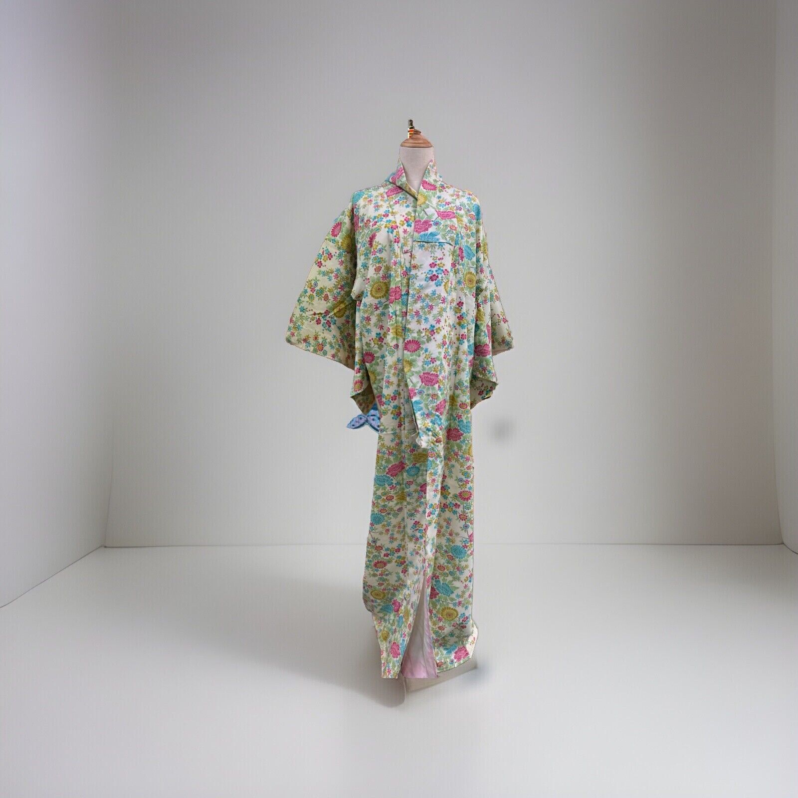 KOMON SILK KIMONO Japanese Antique Vintage Dress cardigan authentic colorful