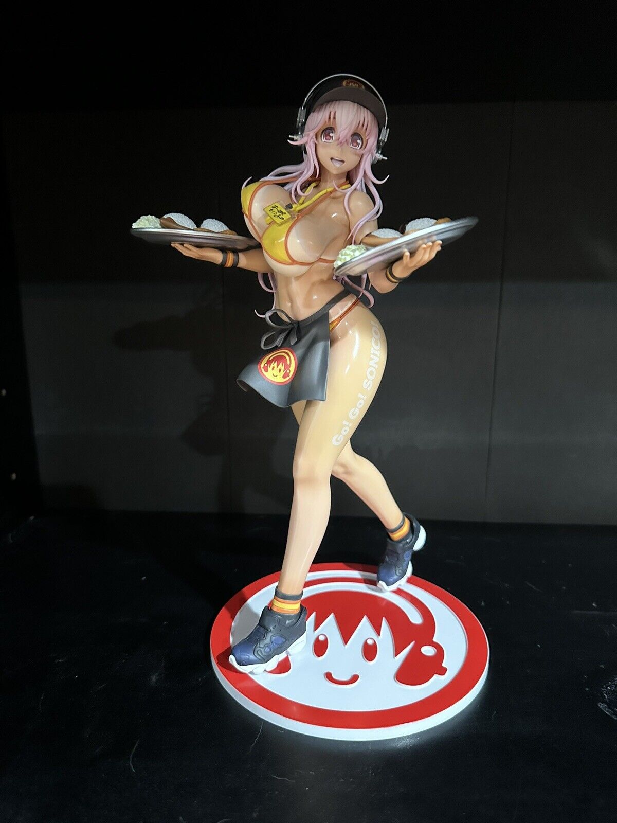 Super Sonico Bikini Waitress ver. 1/6 PVC figure Max Factory (100% authentic)