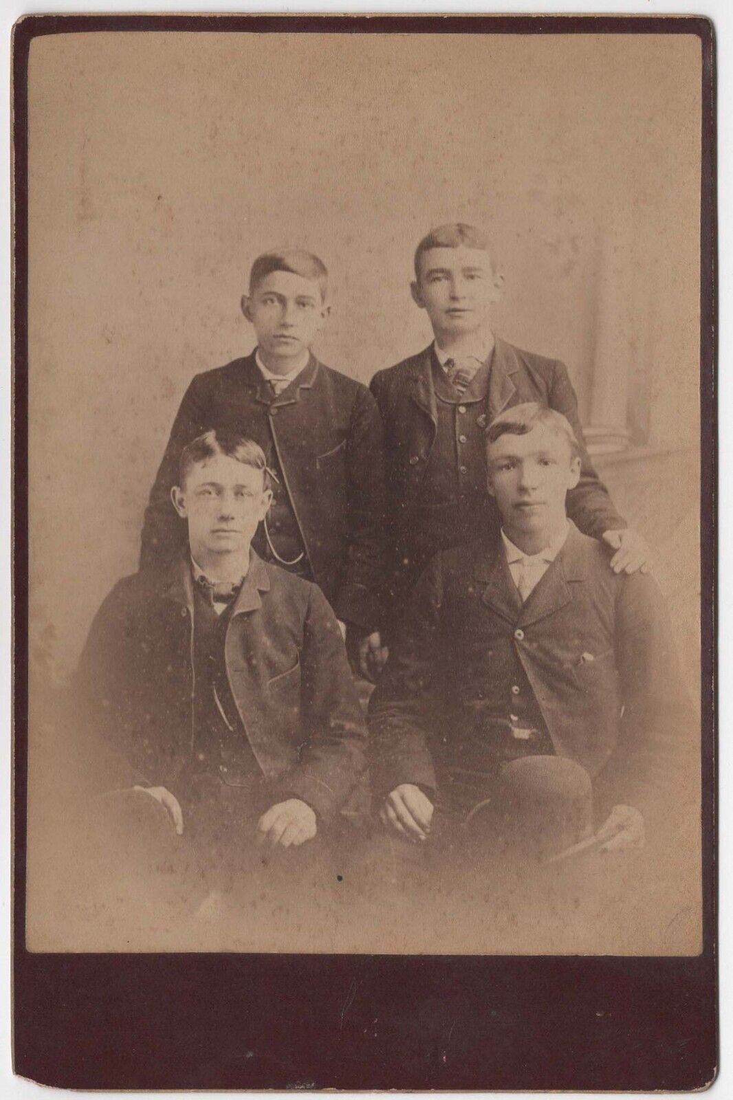 CIRCA 1880s CABINET CARD FOUR YOUNG BROTHERS IN SUITS UNMARKED