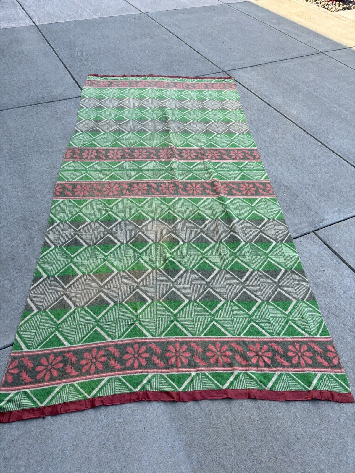 Vintage 30\'s Beacon Attributed Blanket 64”x144”