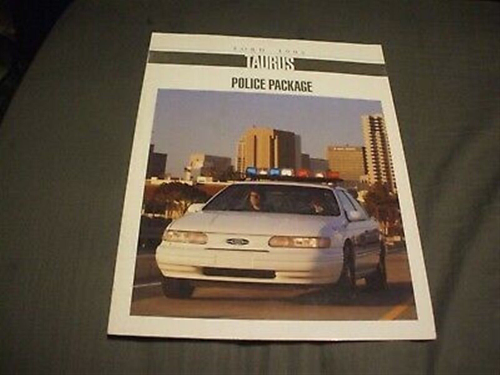 1994 FORD TAURUS POLICE PACKAGE Brochure Catalog - POLICE CAR 