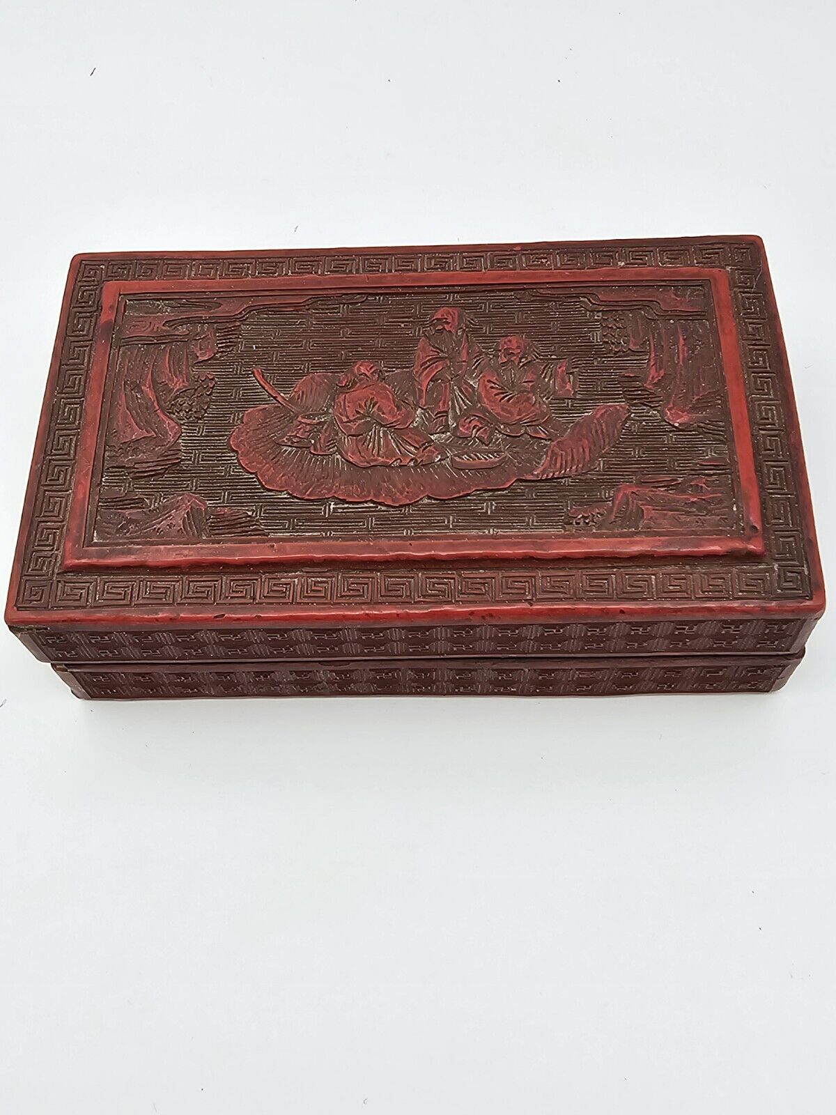 Vintage Hand Carved Chinese Faux Cinnabar Wood Trinket Box Red