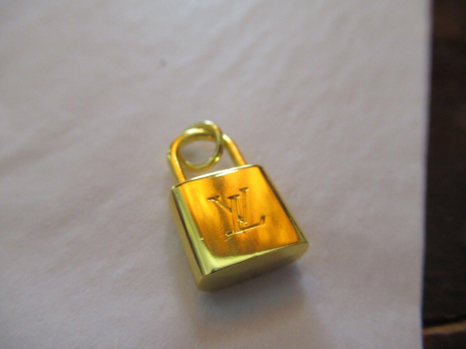 LV VUITTONS  1 ZIP PULL  charm  19x12MM , VIVID GOLD  tone,   THIS IS FOR 1 LOCK