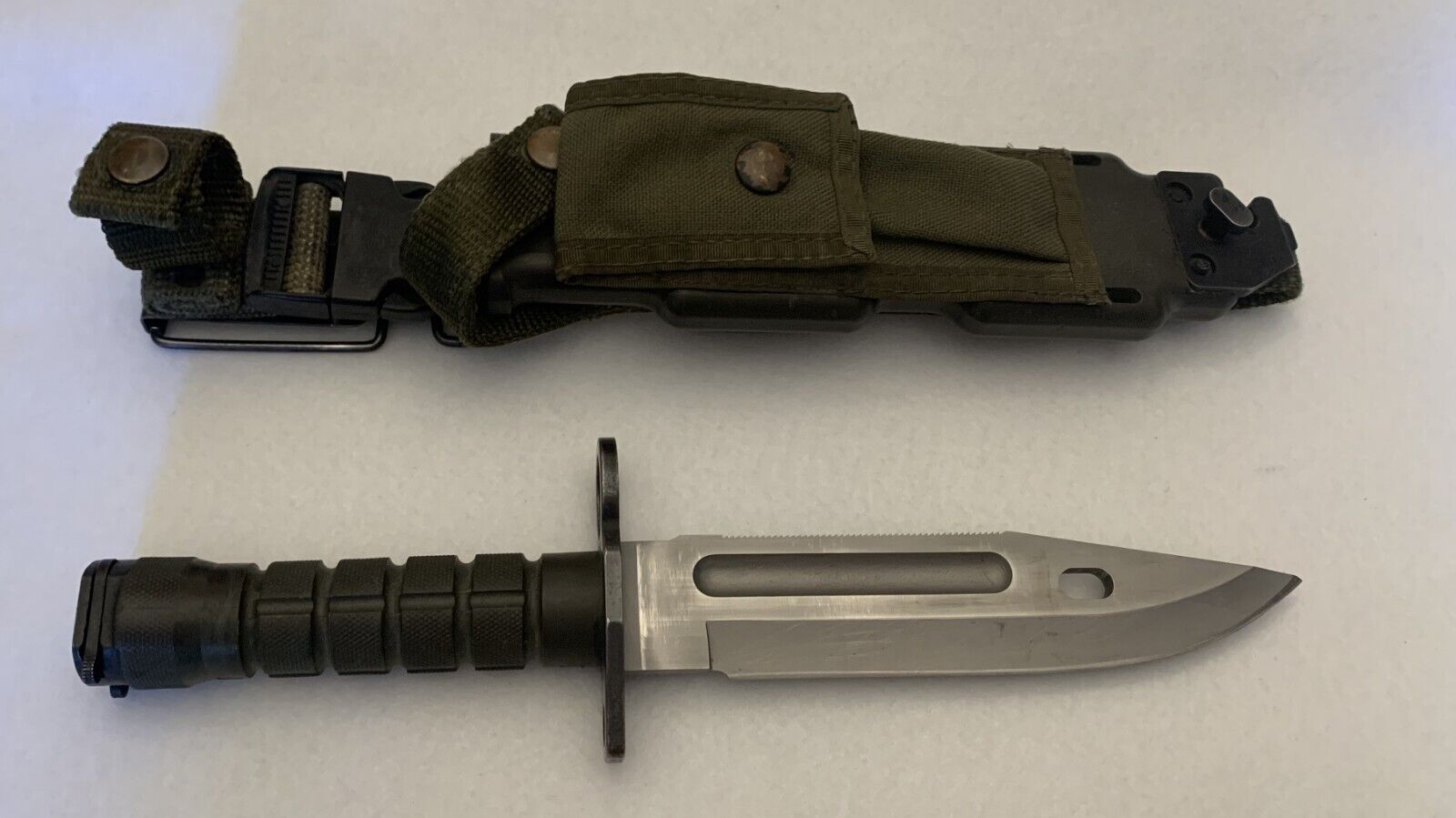 Original U.S. Military M9 Phrobis III Fixed Blade Combat Knife with Scabbard