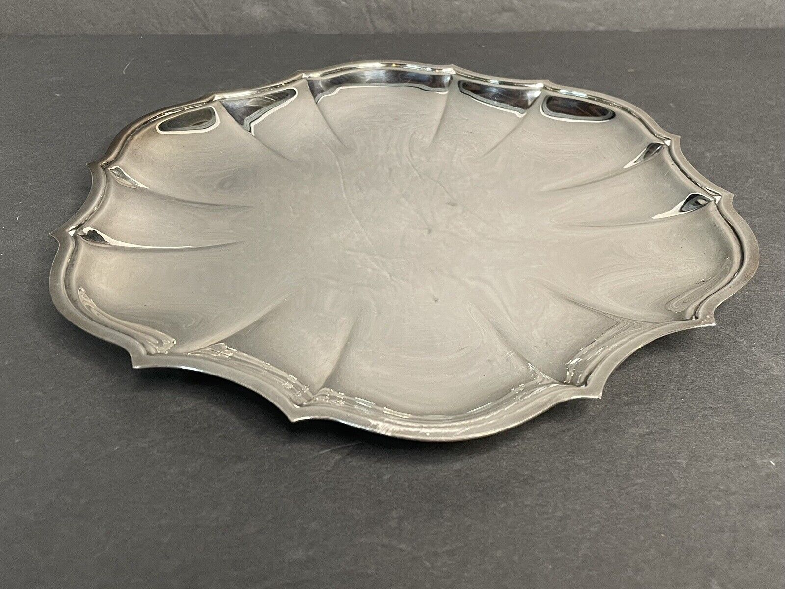 Vintage International Silver Co. Silver Plated Platter Scalloped Edge Inspc. 150