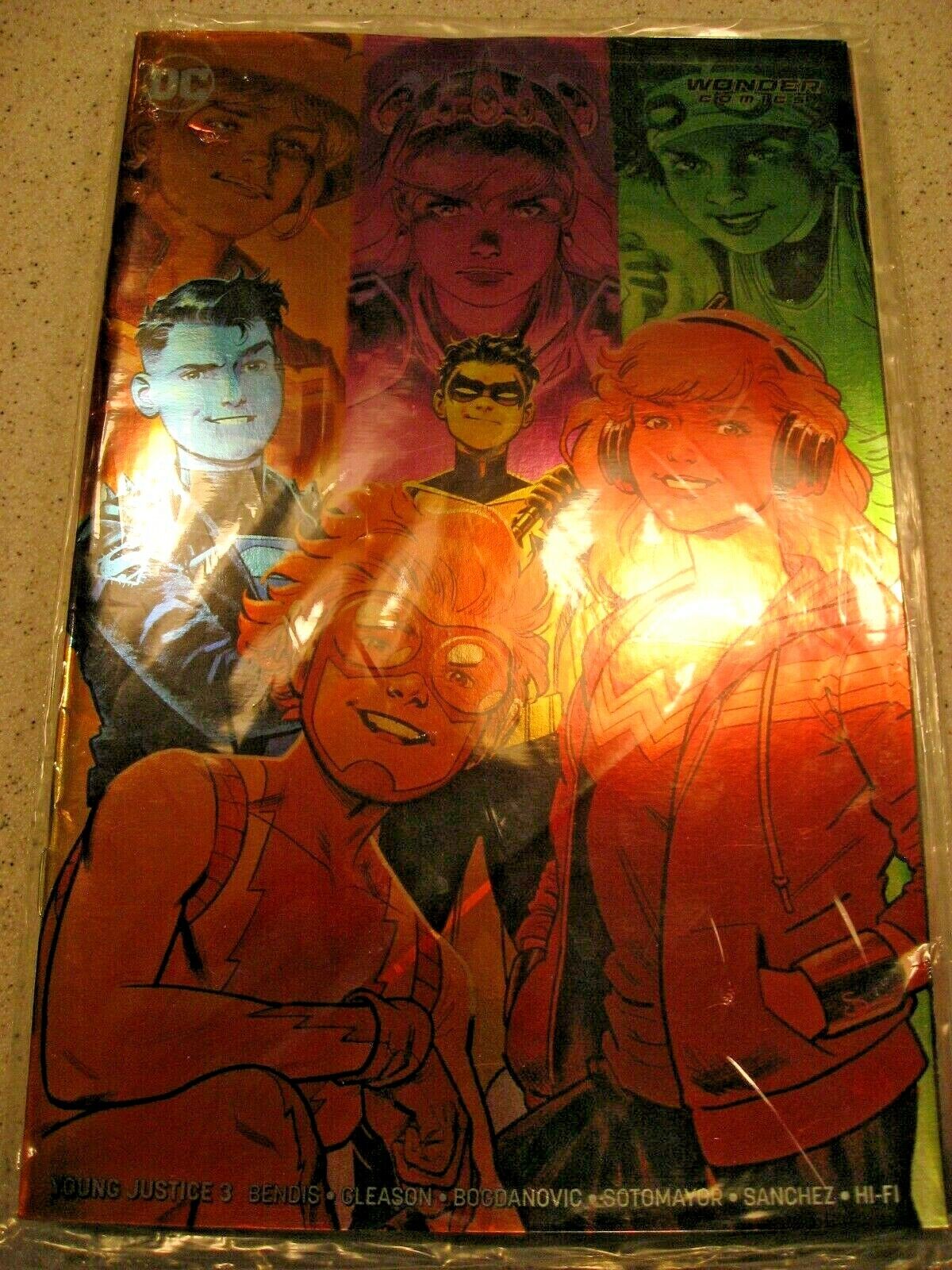 DC Young Justice #3 Foil Cover C2E2 Chicago 2020 Graphitti Designs Wonder Comics