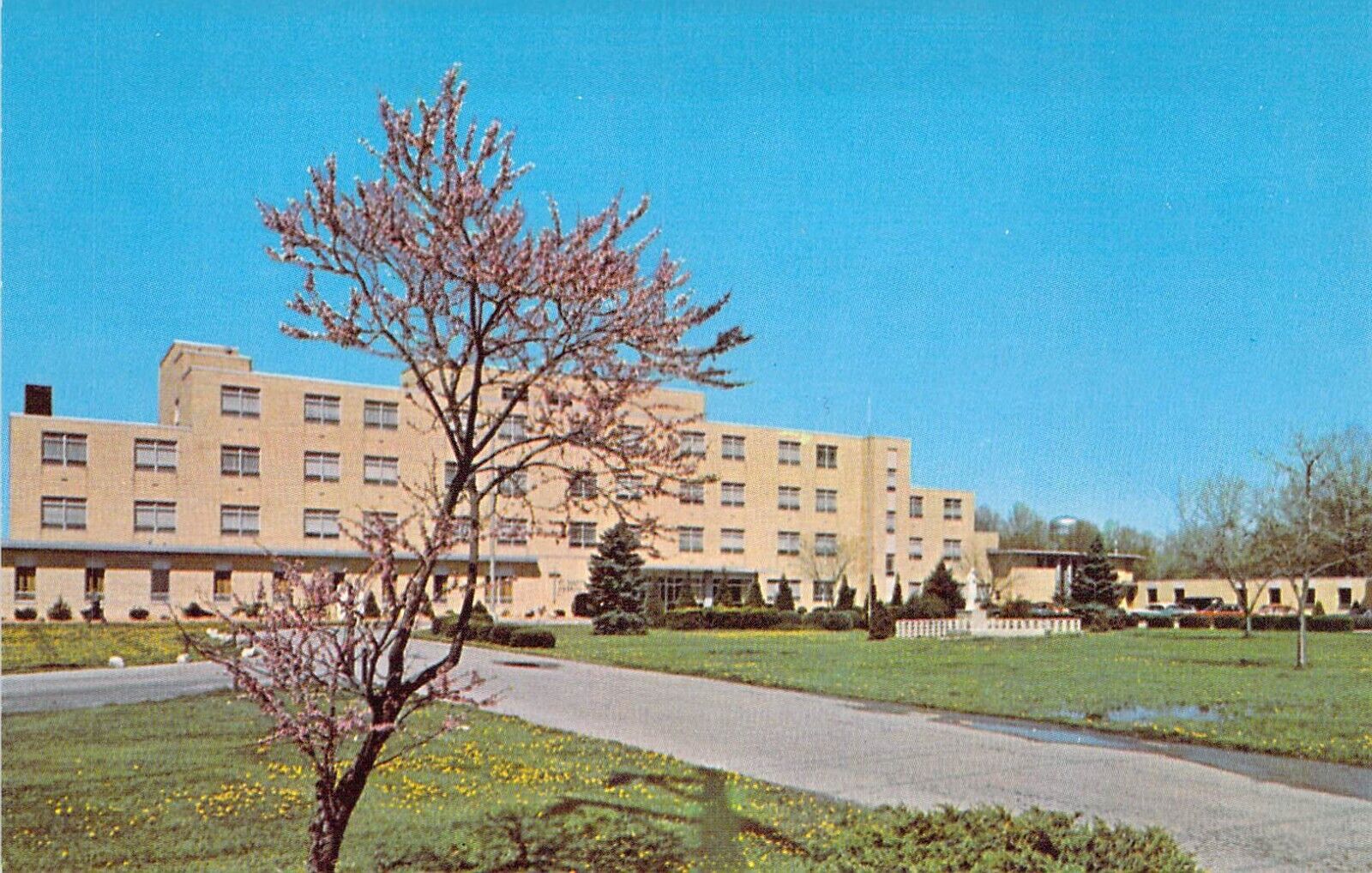1970 IL Centralia St Marys Hospital postcard H03
