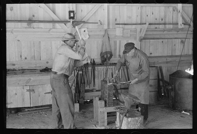 Blacksmith,Southern Paper Mill Construction Shed,Lufkin,Texas,TX,FSA,1939,3