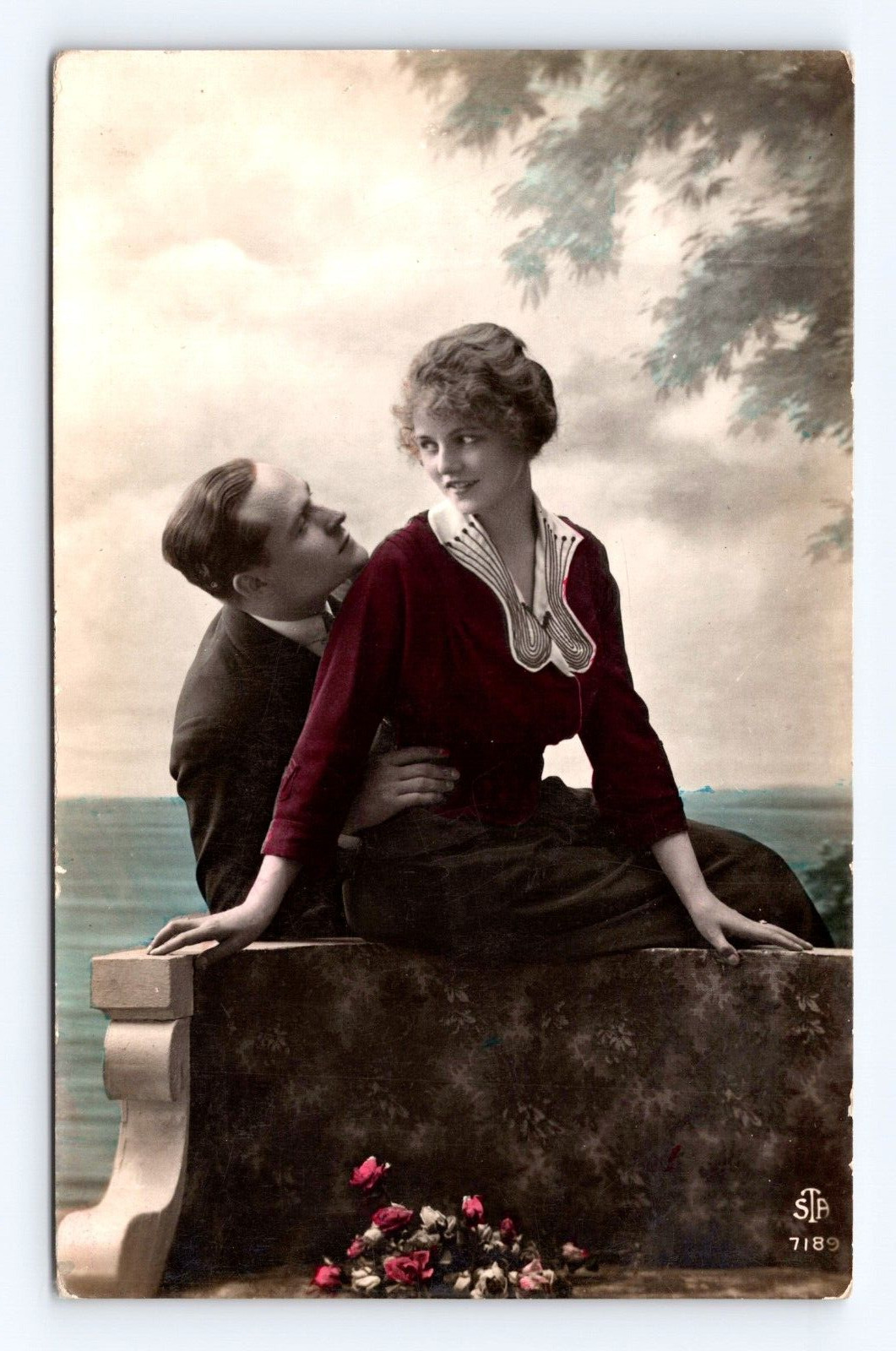 RPPC Photo Postcard Man Pretty Lady Woman Romance  Flowers Love 1925 Valentines
