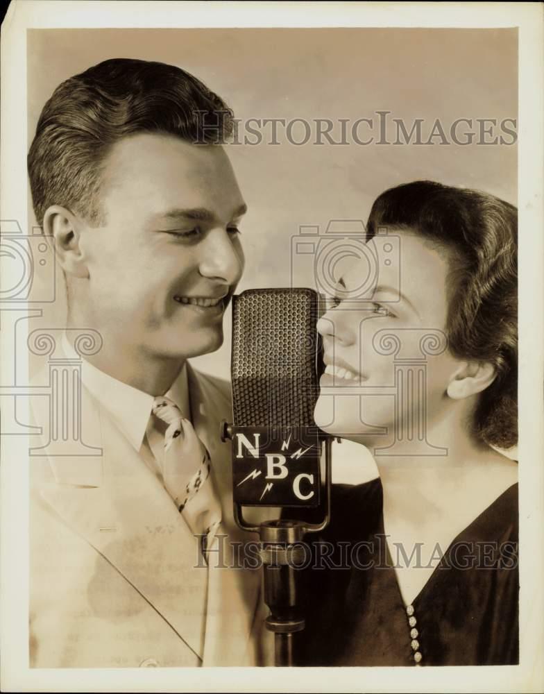 1934 Press Photo Grace and Eddie Albert of Radio\'s \