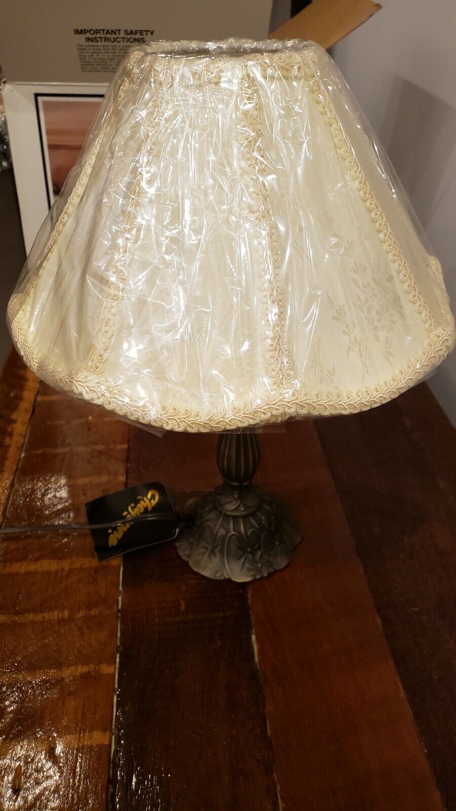 Cheyenne Victorian Style Accent Lamp Vintage 70s Fringed Shade Import