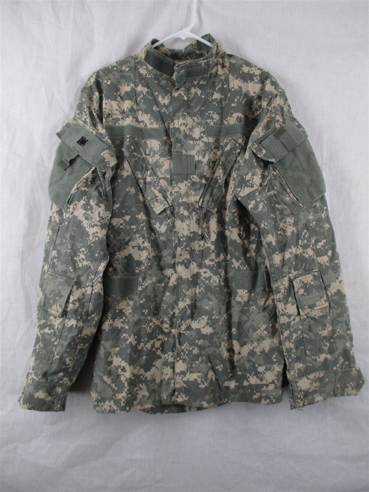 Aramid/Nomex Medium Regular Army Aircrew Shirt/Coat Digital Camo A2CU ACU USGI