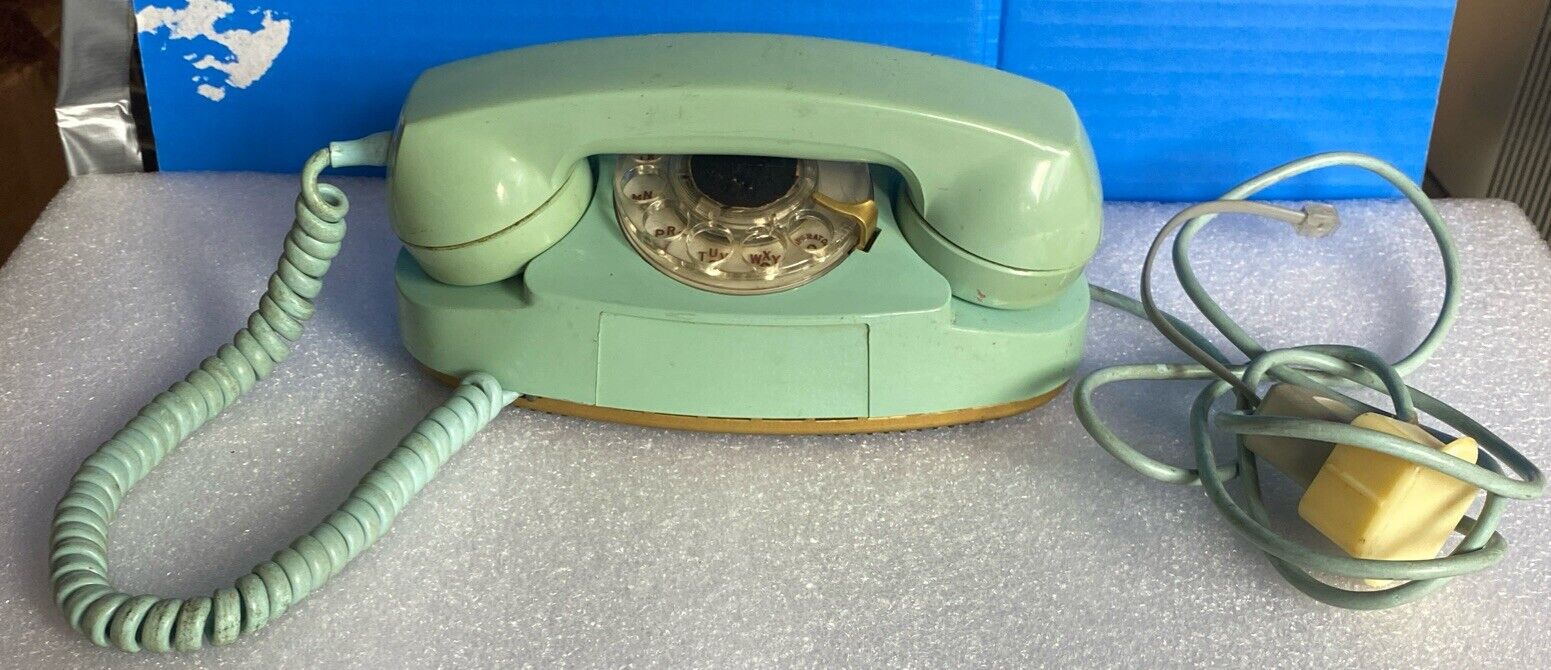 VTG 70’s Turquoise Rotary Telephone Western Electric Princess 8.25” X 4” X 4” US