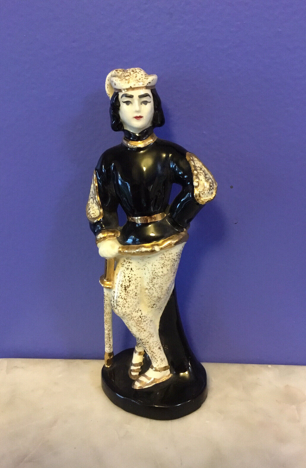 MCM Lefton Young Knight Soldier Figurine 1950’s Man Woman 8.5 Inches Excellent