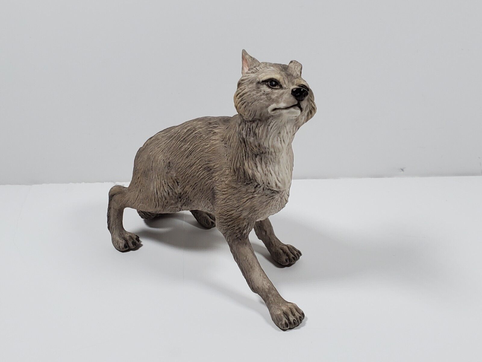 Edward Boehm Wolf 40166 Figurine Made in USA