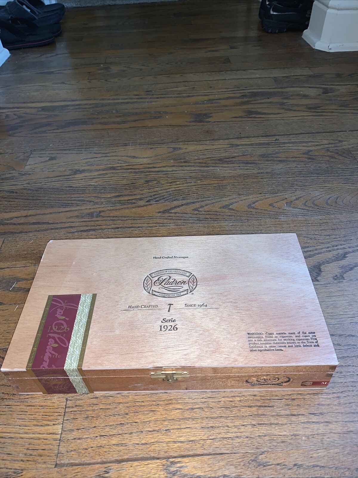Excellent Condition Padron Number 9 Natural Wood Hinged Cigar Box 11.”x6.25”x2”